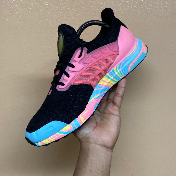 Adidas Ultraboost DNA Climacool “Core Black/Beam Pink/Beam Yellow” GV8758 - Picture 9 of 16